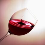 ce inseamna cand visezi vin rosu